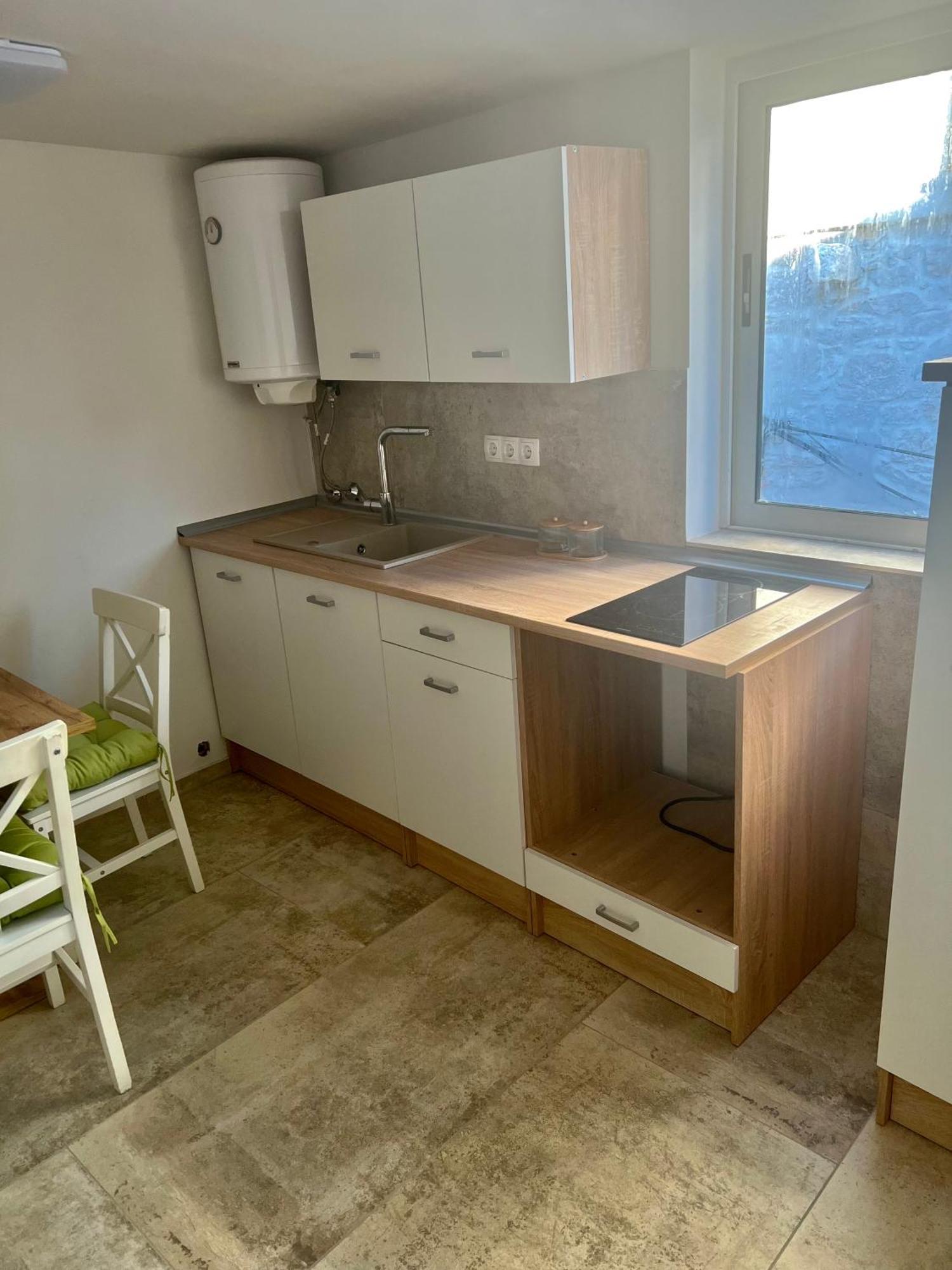Apartman Roko Tribalj Exteriér fotografie