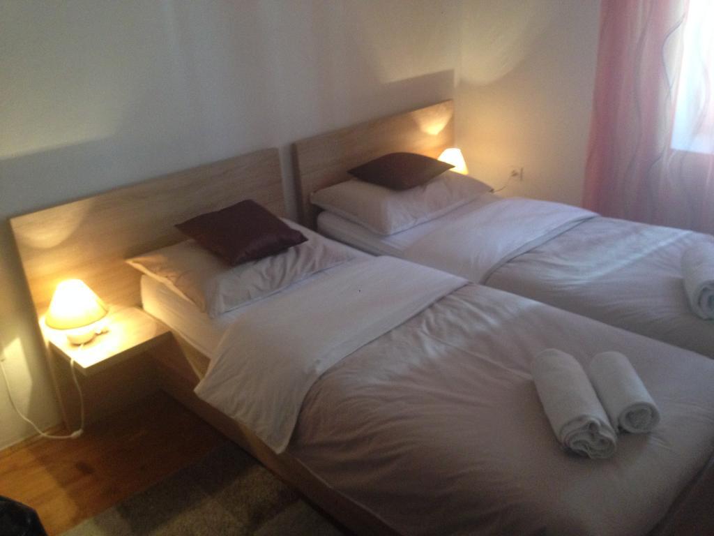 Apartman Roko Tribalj Exteriér fotografie